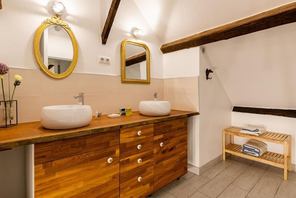 L'Ecurie Gourmande Bed and Breakfast Thaon Εξωτερικό φωτογραφία